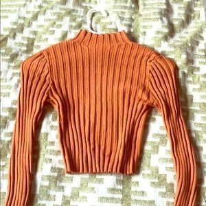 Medium Ribbed Orange Crop Top!